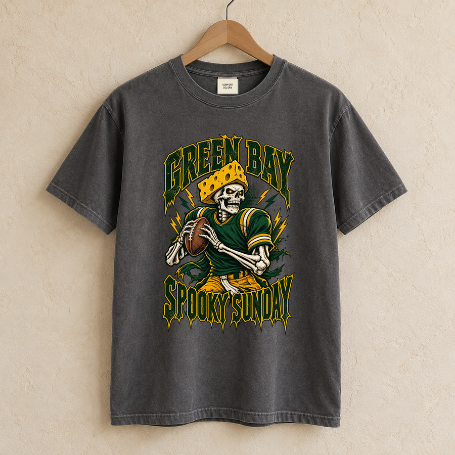 Green Bay Spooky Sunday vintage Green Bay Comfort Colors football T-shirt mockup 1