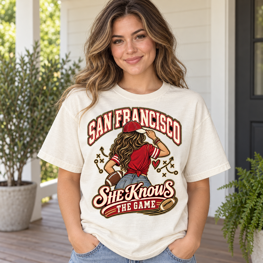 She Knows the Game San Francisco Comfort Colors 1717 T-shirt mockup 1